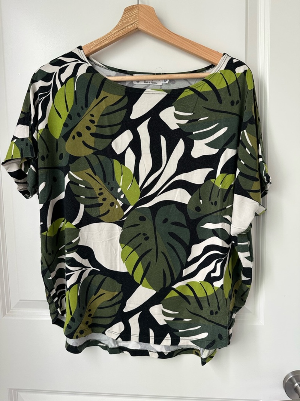 Fighting Eel Top Momo Size XS